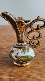 Hubert Bequet Majolica kan/vaas pauw decor, Ophalen of Verzenden