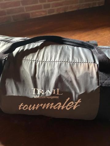 Trail "Tourmalet" 3 persoons tent beschikbaar voor biedingen