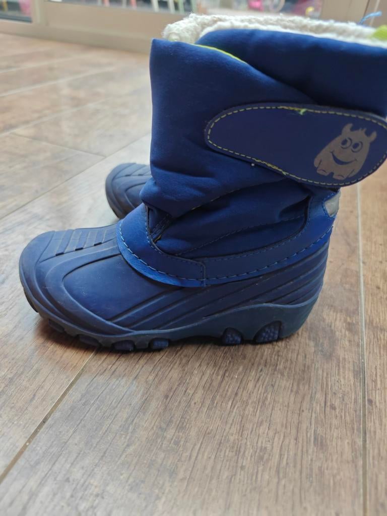 Gratis Snowboots maat 27, Kinderen en Baby's, Kinderkleding | Schoenen en Sokken, Ophalen, Jongen of Meisje, Laarzen, Onbekend