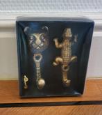 Nieuw! Goudkleurige wandhaken, dieren, krokodil, leeuw, 10cm, Huis en Inrichting, Woonaccessoires | Kapstokken, Ophalen of Verzenden