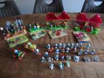 Groot Smurfen dorp met veel smurf poppen poppetjes auto's, Ophalen of Verzenden, Gebruikt, Verschillende Smurfen