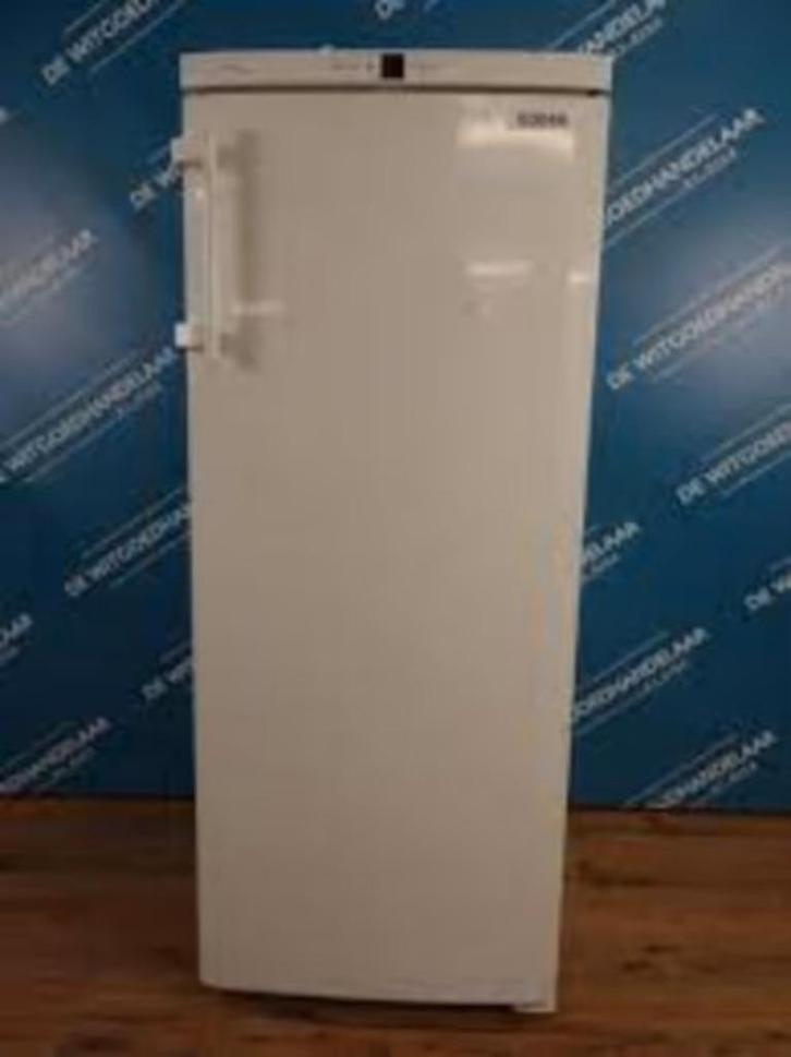 Wij kopen defecte liebherr No Fros vrieskast en koelkasten., Witgoed en Apparatuur, Vriezers en Diepvrieskisten, Gebruikt, Vrijstaand