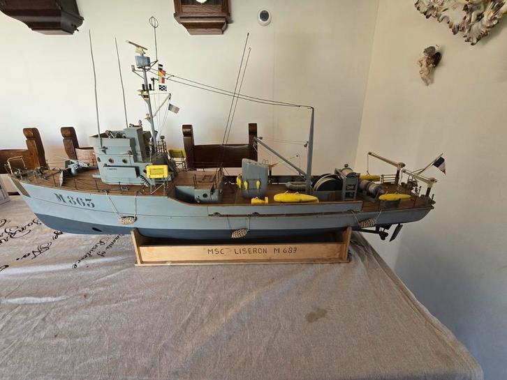 MSC LISERON M863, Hobby en Vrije tijd, Modelbouw | Boten en Schepen, Gebruikt, Overige merken, Ophalen