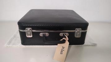 K603 VINTAGE stewardess koffer  van geperst karton zwart beschikbaar voor biedingen