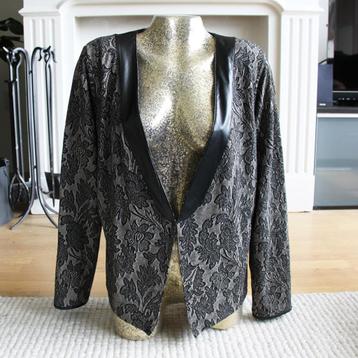 Miss Etam Jasje (L) € 15,- beschikbaar voor biedingen