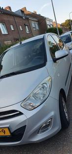 Hyundai i10 1.25 I 5DR 2012 Grijs, Auto's, Hyundai, Voorwielaandrijving, 450 kg, 4 cilinders, Origineel Nederlands
