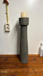 Decoratieve Kandelaar met een kaars, Ophalen of Verzenden, 50 tot 75 cm