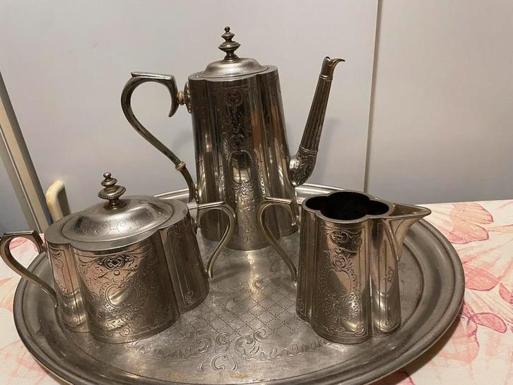 Verzilverd antiek servies van WMF, Antiek en Kunst, Antiek | Overige Antiek, Ophalen of Verzenden