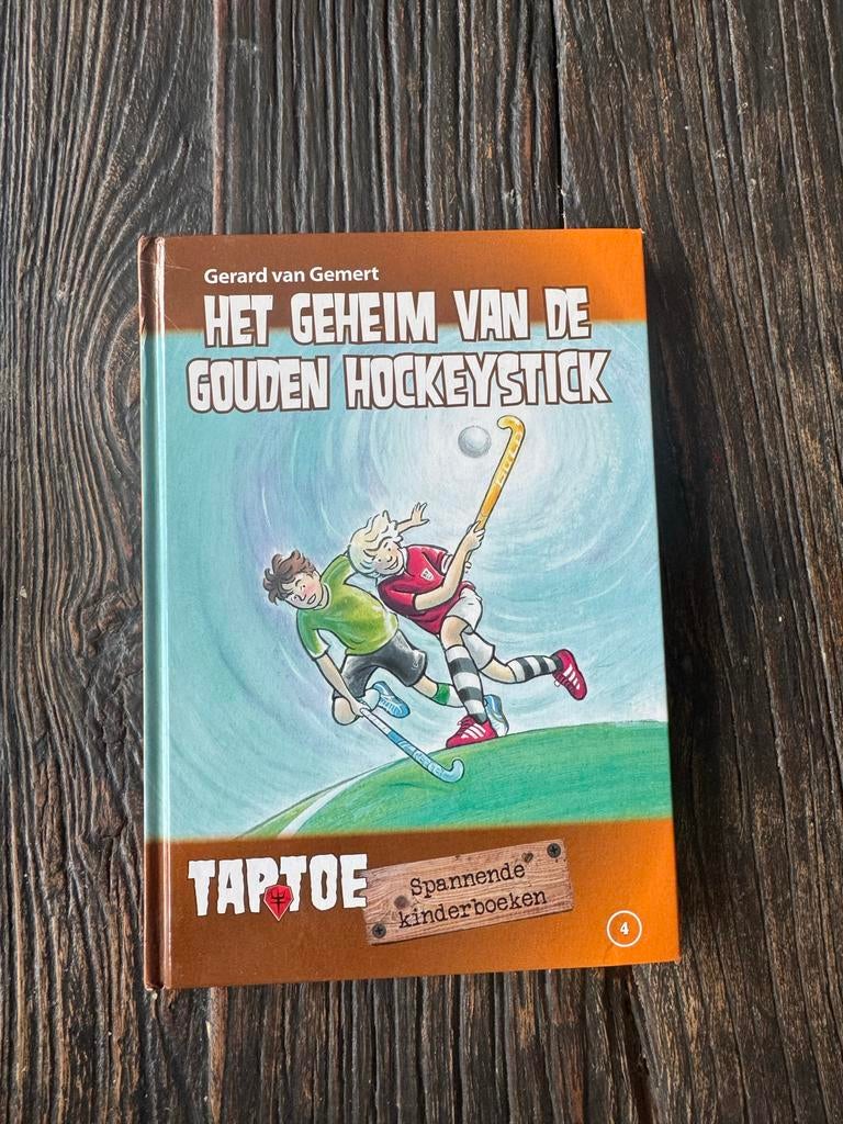 Het geheim van de gouden hockeystick - Gerard van Gemert, Verzenden, Gelezen, Fictie algemeen