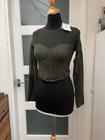 Bershka longsleeve net top maat M groen kort nieuw & strak, Maat 38/40 (M), Zo goed als nieuw, Lange mouw, Groen