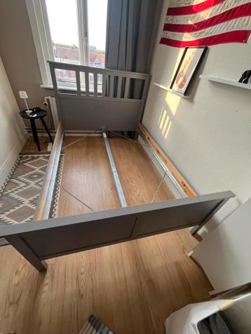 IKEA Hemnes bedframe 140x200cm (excl. lattenbodem, matras) - afbeelding 2