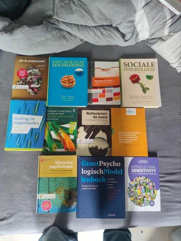 Toegepaste Psychologie studieboeken beschikbaar voor biedingen