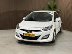 Hyundai i30 CW 1.4i i-Motion, Voorwielaandrijving, Stof, 4 cilinders, 1396 cc