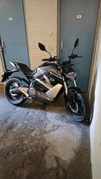Elektrische brommer Super soco street hunter, Fietsen en Brommers, Ophalen