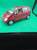356 mercedes-benz A-klasse longversion 1/18 maisto, Hobby en Vrije tijd, Modelauto's | 1:18, Ophalen of Verzenden, Zo goed als nieuw