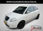 Lancia Ypsilon 1.4-16V 95 PK H6 Airco Lichtmetalen Velgen Do, Voorwielaandrijving, Gebruikt, Zwart, 400 kg