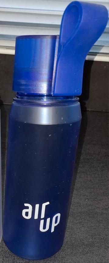 Blauwe air up fles zgan weinig gebruikt 650ml + nieuw rietje beschikbaar voor biedingen