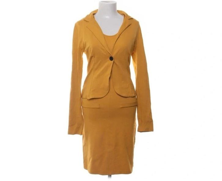 Juffrouw Jansen Gele Co-ord Set Draagmaat M, Kleding | Dames, Jurken, Zo goed als nieuw, Maat 38/40 (M), Geel, Boven de knie, Ophalen of Verzenden