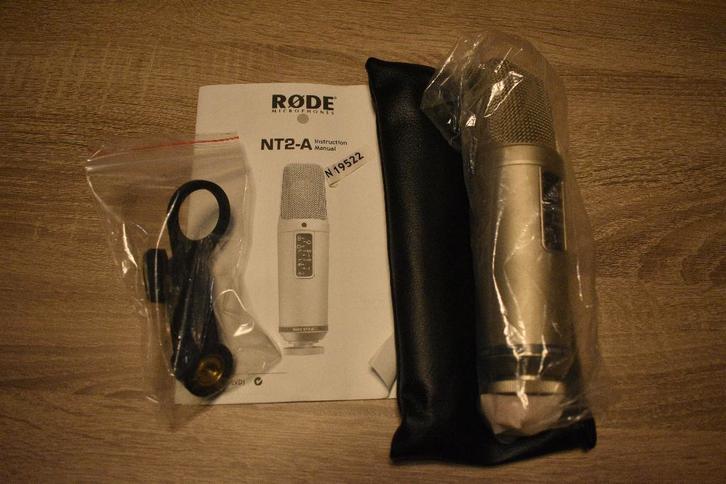 (2x) Røde NT2-A Condensatormicrofoon | Studio Set in Doos, Muziek en Instrumenten, Microfoons, Gebruikt, Studiomicrofoon, Ophalen of Verzenden
