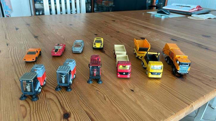 Diverse kleine auto’s en vrachtwagens “Siku “, Hobby en Vrije tijd, Modelbouw | Auto's en Voertuigen, Gebruikt, Overige typen