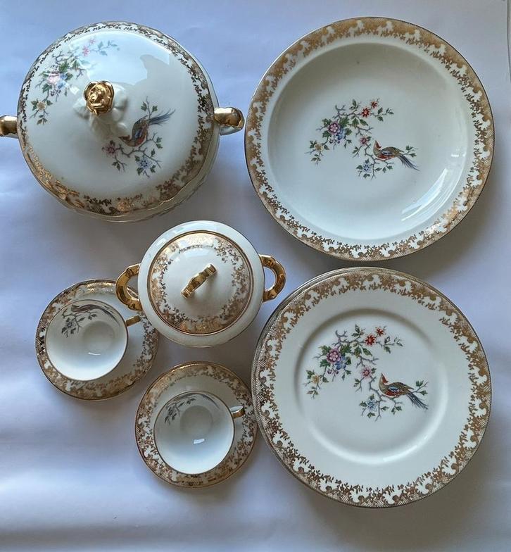 Limoges Porselein Servies - Borden, Theekopjes, Schaal, Antiek en Kunst, Antiek | Porselein, Ophalen