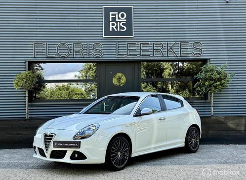 Alfa Romeo Giulietta 1.4 T | 170 PK | Distinctive | Cruise |, Auto's, Alfa Romeo, Bedrijf, Te koop, Giulietta, ABS, Airbags, Airconditioning