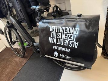 Kranten bezorger fietstas beschikbaar voor biedingen