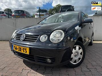 Volkswagen Polo 1.4-16V Highline/AIRCO/INRUILKOOPJE/ZO MEENE beschikbaar voor biedingen