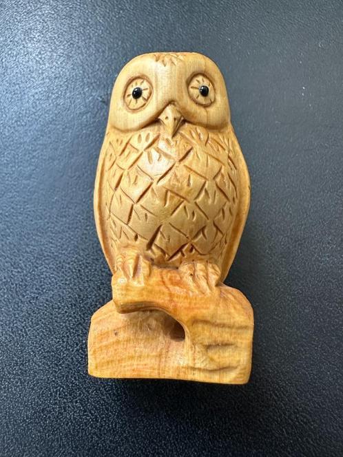 Hardhouten Netsuke van een uil -Japan, Verzamelen, Beelden en Beeldjes, Nieuw, Dier, Ophalen of Verzenden