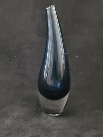 Vintage Fins design blauw vaasje Tapio Wirkkala Kalanrakko  beschikbaar voor biedingen