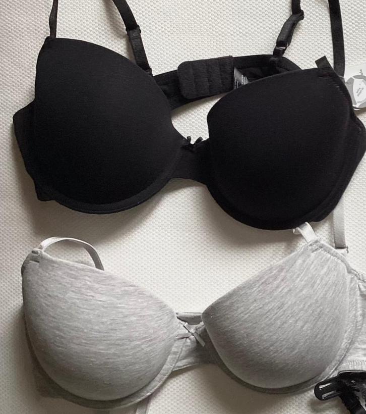 3 BH ‘s 1X HUNKEMÖLLER + 2X HEMA T-Shirt BH’s mt 85 B, Kleding | Dames, Ondergoed en Lingerie, BH, Zwart, Ophalen