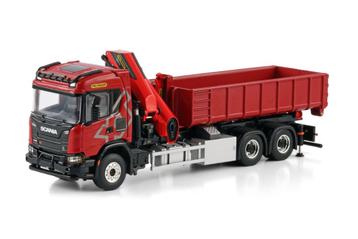 Premium Line; SCANIA G NORMAL CG17N RIGED TRUCK WITH HOOKLIF beschikbaar voor biedingen