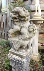 Chinees beeld van een Foo Dog, tempelleeuw op zuil, Ophalen, Gebruikt, Beton, Overige typen