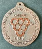 Keramiek plaquette Nederlands genootschap wijnvrienden, Ophalen of Verzenden, Zo goed als nieuw