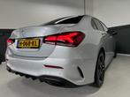 Mercedes-benz A-KLASSE A180 AMG NIGHT SEDAN AUT. *NAP/CAM/St, Auto's, Te koop, Zilver of Grijs, 5 stoelen, 1400 kg