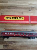 Trix Express 3384 DSG Speisewagen, verlichting, in OVP izgst, Hobby en Vrije tijd, Modeltreinen | H0, Wisselstroom, Gebruikt, Trix