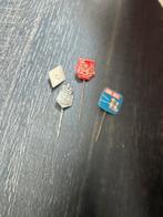 Oude speldjes / pins, Verzamelen, Speldjes, Pins en Buttons, Verzenden, Zo goed als nieuw, Overige onderwerpen