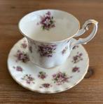 Royal Albert (Sweet Violets) dameskop & schotel – vintage, Ophalen of Verzenden, Zo goed als nieuw, Porselein, Kop en/of schotel