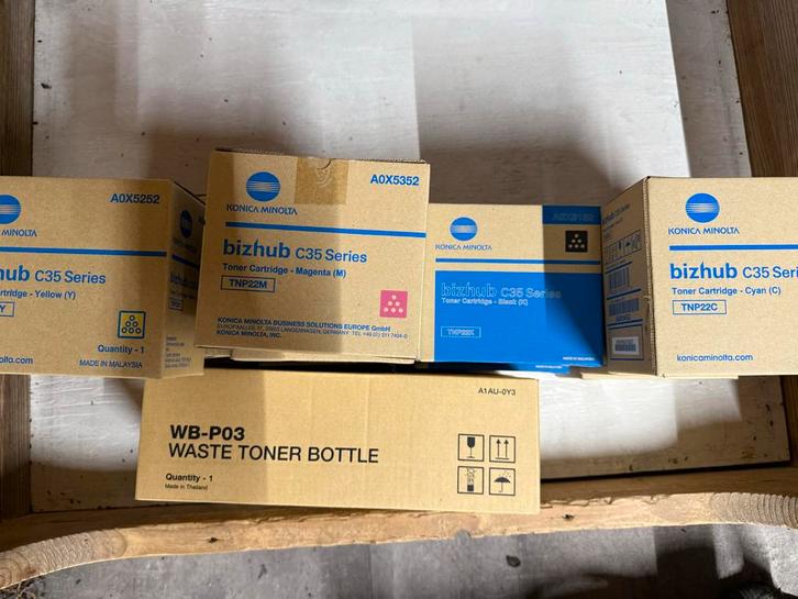Konica Minolta Bizhub C35 Toner Cartridges Set, Computers en Software, Printerbenodigdheden, Ophalen