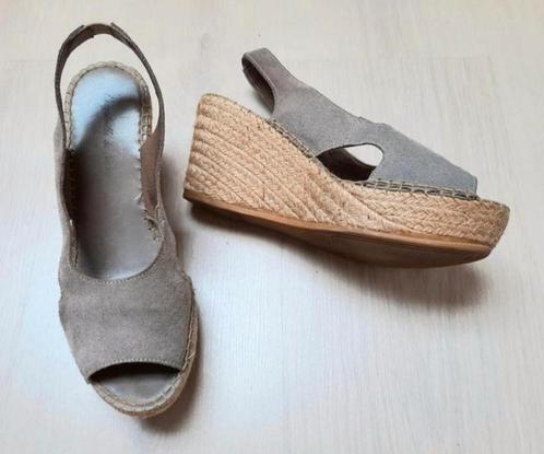 Suède slingback espadriiles met sleehak-  maat 38, Kleding | Dames, Schoenen, Zo goed als nieuw, Espadrilles of Moccasins, Beige
