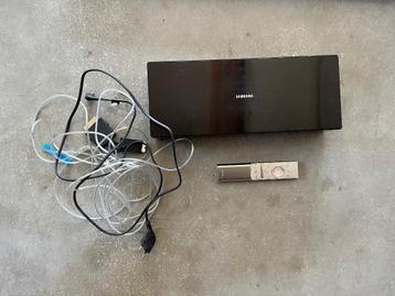 Samsung Q95T One connect box beschikbaar voor biedingen