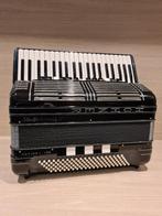 Hohner Morino IV 120 Slavko Avsenik occasion, Muziek en Instrumenten, Gebruikt, Hohner, 120-bas, Met riemen