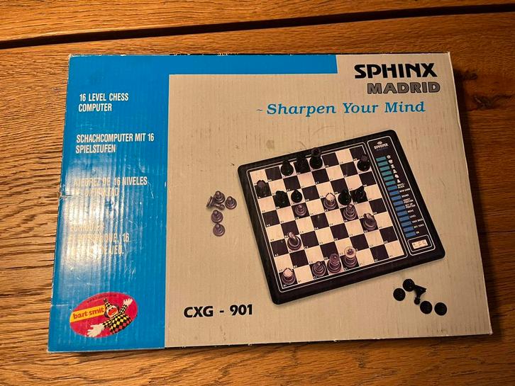 Sphinx Madrid schaakcomputer, Hobby en Vrije tijd, Gezelschapsspellen | Bordspellen, Zo goed als nieuw, Ophalen of Verzenden