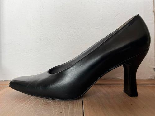 Zwarte leren 40 Bally pumps goede staat platte neus, Kleding | Dames, Schoenen, Zo goed als nieuw, Pumps, Zwart, Verzenden