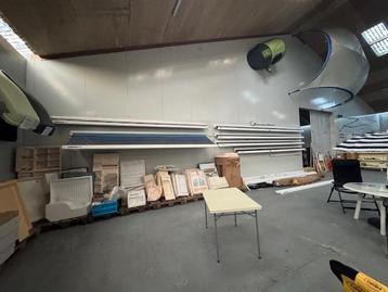 Cassetteluifels diverse maten half geld beschikbaar voor biedingen