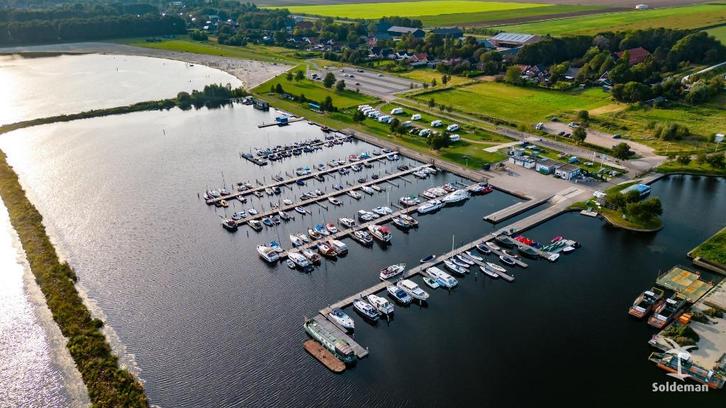 Ligplaatsen te huur in Midwolda aan Oldambtmeer in Groningen, Watersport en Boten, Ligplaatsen, Zomer
