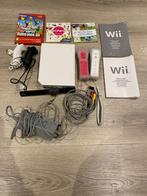 Nintendo Wii, Spelcomputers en Games, Spelcomputers | Nintendo Wii, Ophalen of Verzenden, Gebruikt, Met 2 controllers, Met games