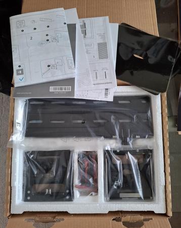 Wall Amount Frame voor platte tv => 65" beschikbaar voor biedingen