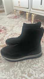 Mooie boots instapbaar, Ophalen of Verzenden, Zo goed als nieuw, Zwart