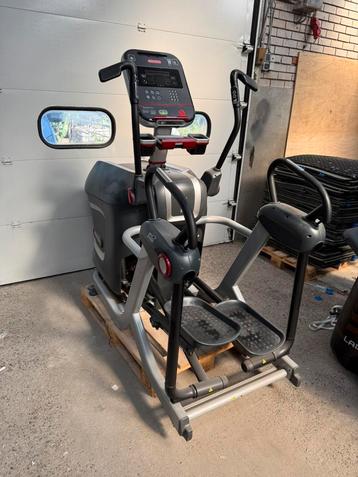 Star trac crosstrainer/ crosser/ met lasnaad breuk beschikbaar voor biedingen
